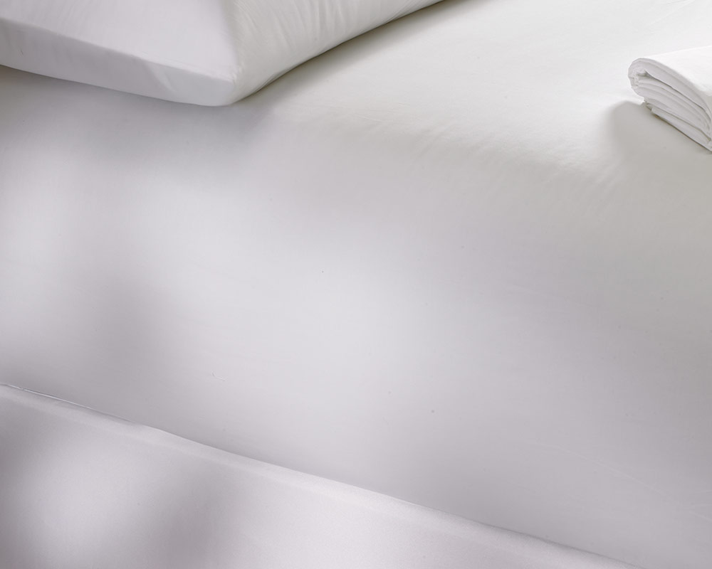 Signature Fitted Sheet  Sheraton Cotton Percale Sheets, Duvets, Mattress  Toppers and More